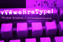 vVWweRraType! Font