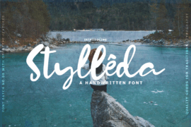 Stylleda Brush Font